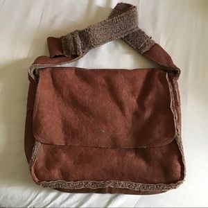 Super Fuzzy Esprit shoulder bag